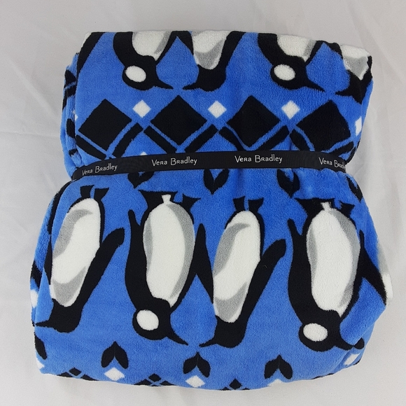 Vera Bradley Bedding Nwt Vera Bradley Throw Blanket Penguins Blue